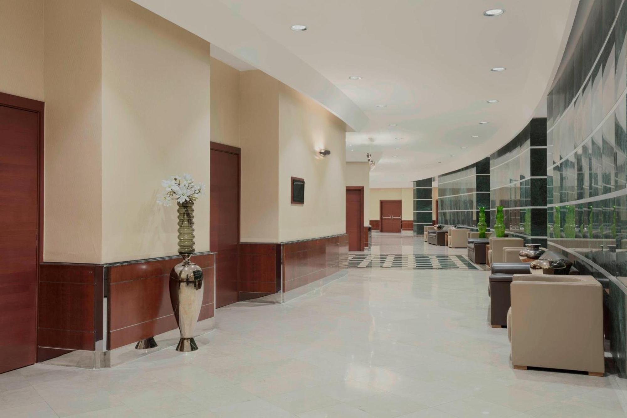 Sheraton Club Des Pins Resort Kültér fotó